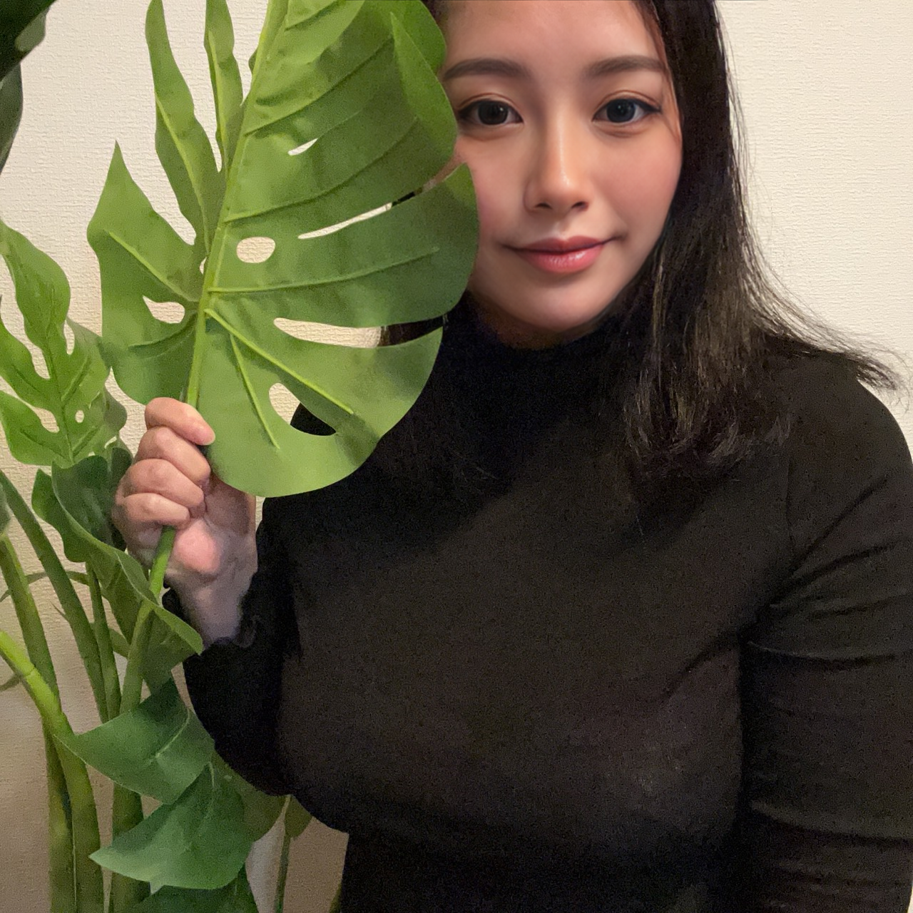 @Luna Mature Secret Luna Mature Secretさんの投稿 | Luna’s secret charm. | J.fans
