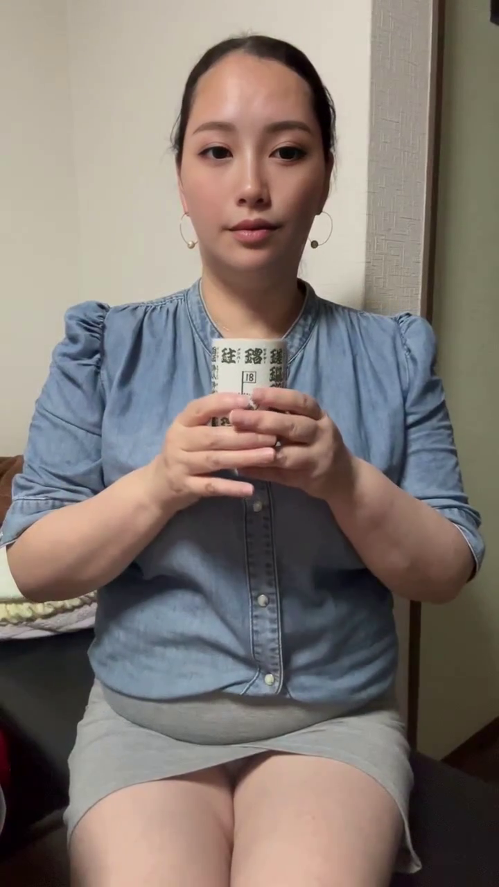 @Luna Mature Secret Luna Mature Secretさんの投稿 | Come closer to Luna. | J.fans