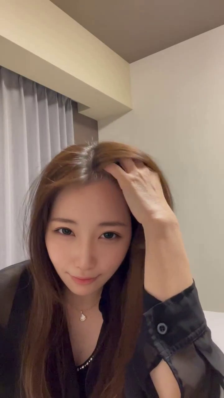 @Naomi Sexy Wife Naomi Sexy Wifeさんの投稿 | A special video from Naomi, made to bring you closer than ever. | J.fans