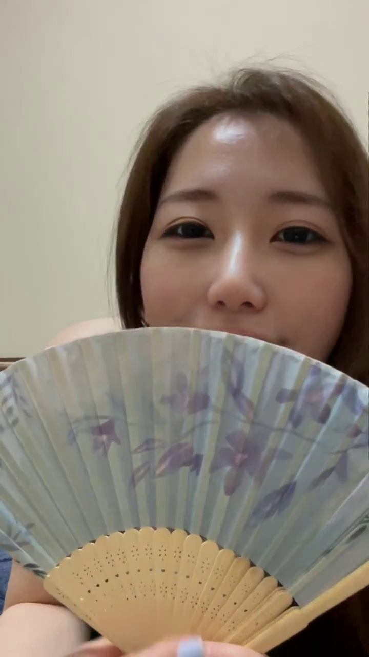 @Naomi Sexy Wife Naomi Sexy Wifeさんの投稿 | Experience Naomi’s charm in this exclusive and intimate video. | J.fans