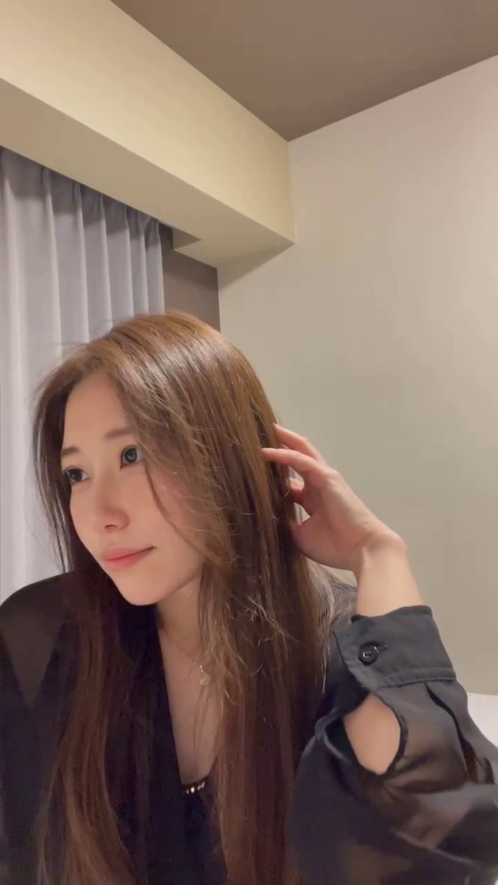 @Naomi Sexy Wife Naomi Sexy Wifeさんの投稿 | A special video from Naomi, made to bring you closer than ever. | J.fans