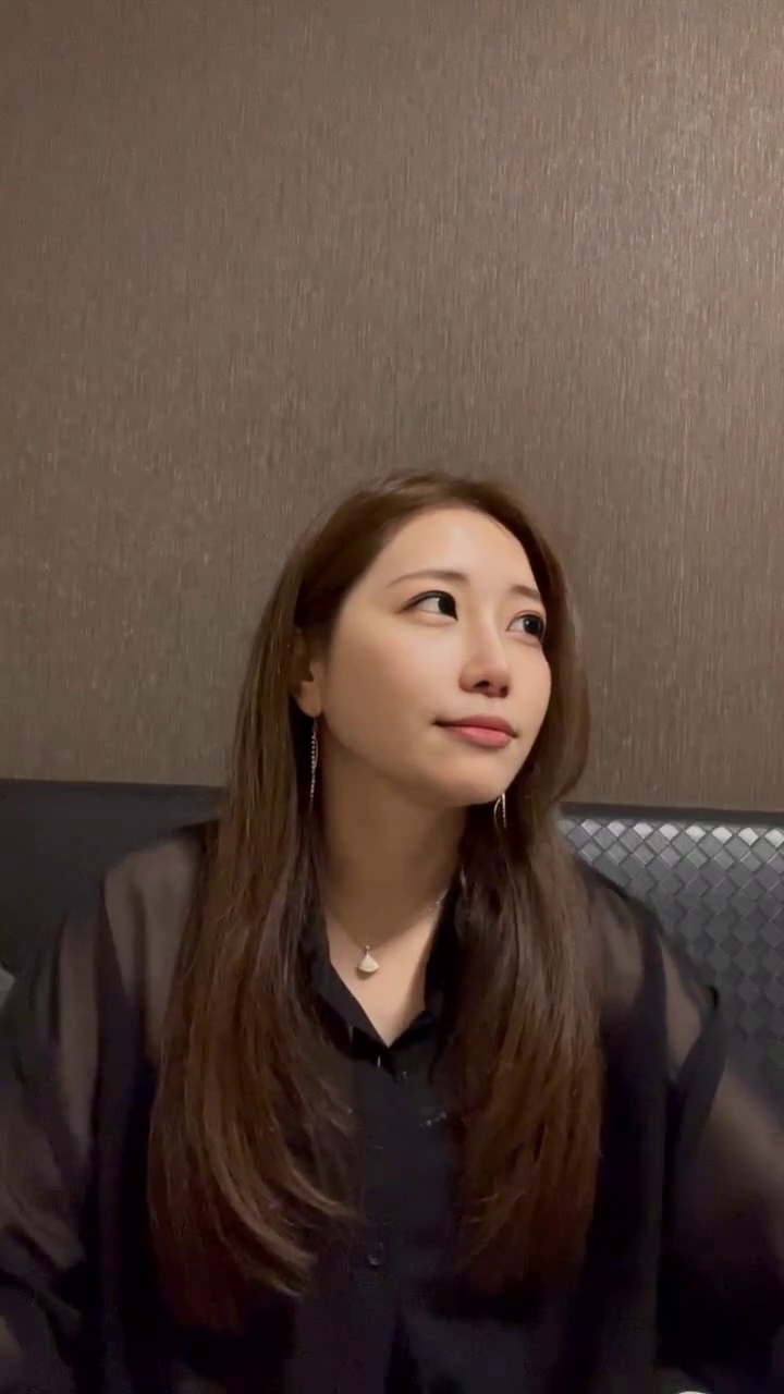 @Naomi Sexy Wife Naomi Sexy Wifeさんの投稿 | Experience Naomi’s charm in this exclusive and intimate video. | J.fans